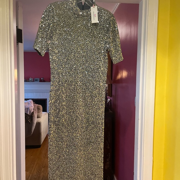Vineyard Vines Sequin Dress - Picture 3 of 5